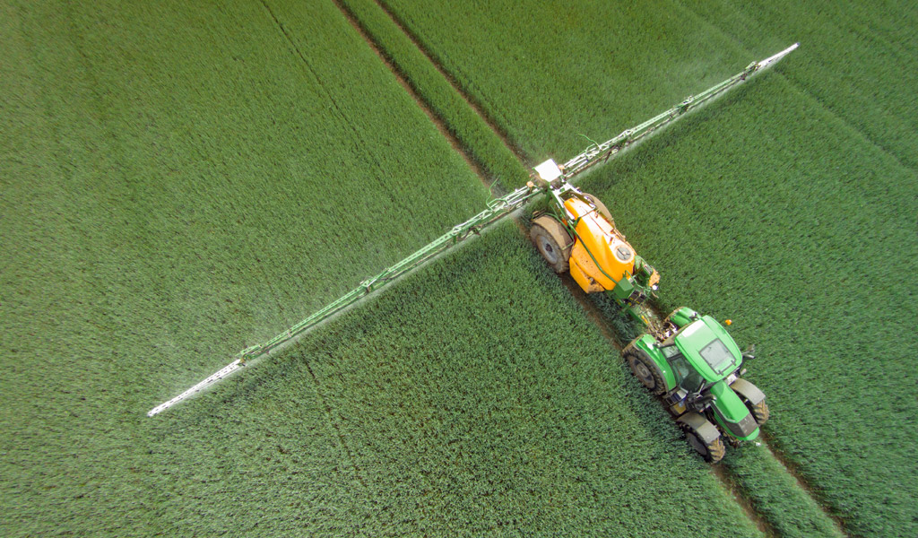 You are currently viewing Sonnez hautbois, résonnez musettes : la Belgique déclare la guerre aux pesticides !